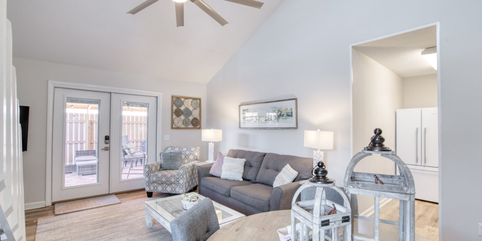 Florida - Horizon South 27C - Living Room