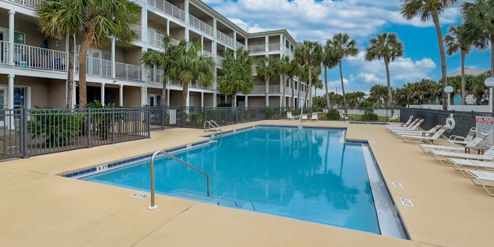 Pensacola Condo - Sea Esta - Exterior