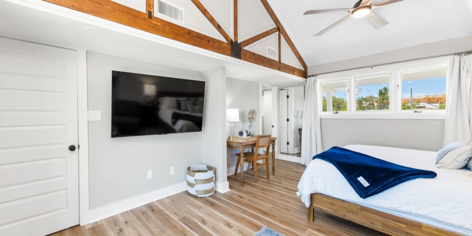 Perdido Key Rental - On the Canal - Bedroom