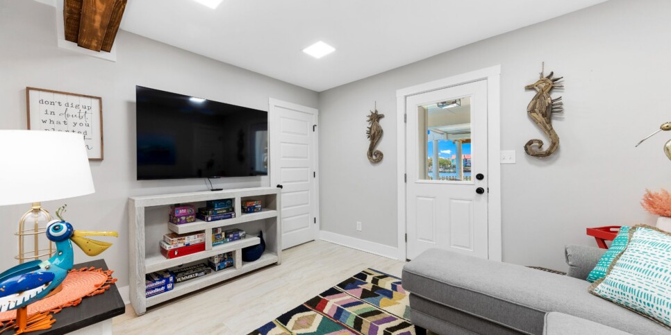 Perdido Key Rental - On the Canal - Rec Room